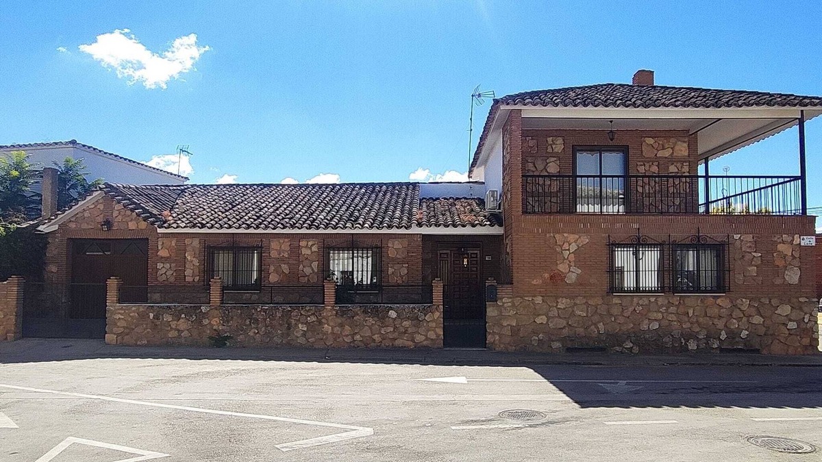 Villanueva de Alcardete Apartment | Rural House Envero