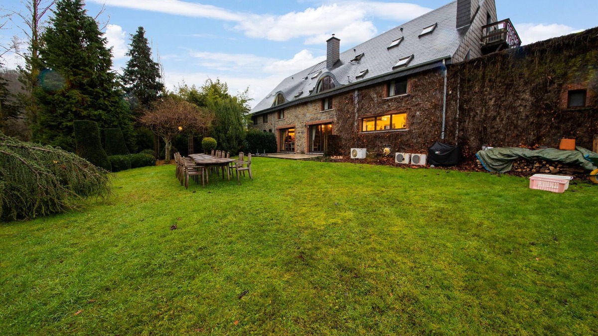 Jupille Other | Rural farmhouse in Jupille with private pool