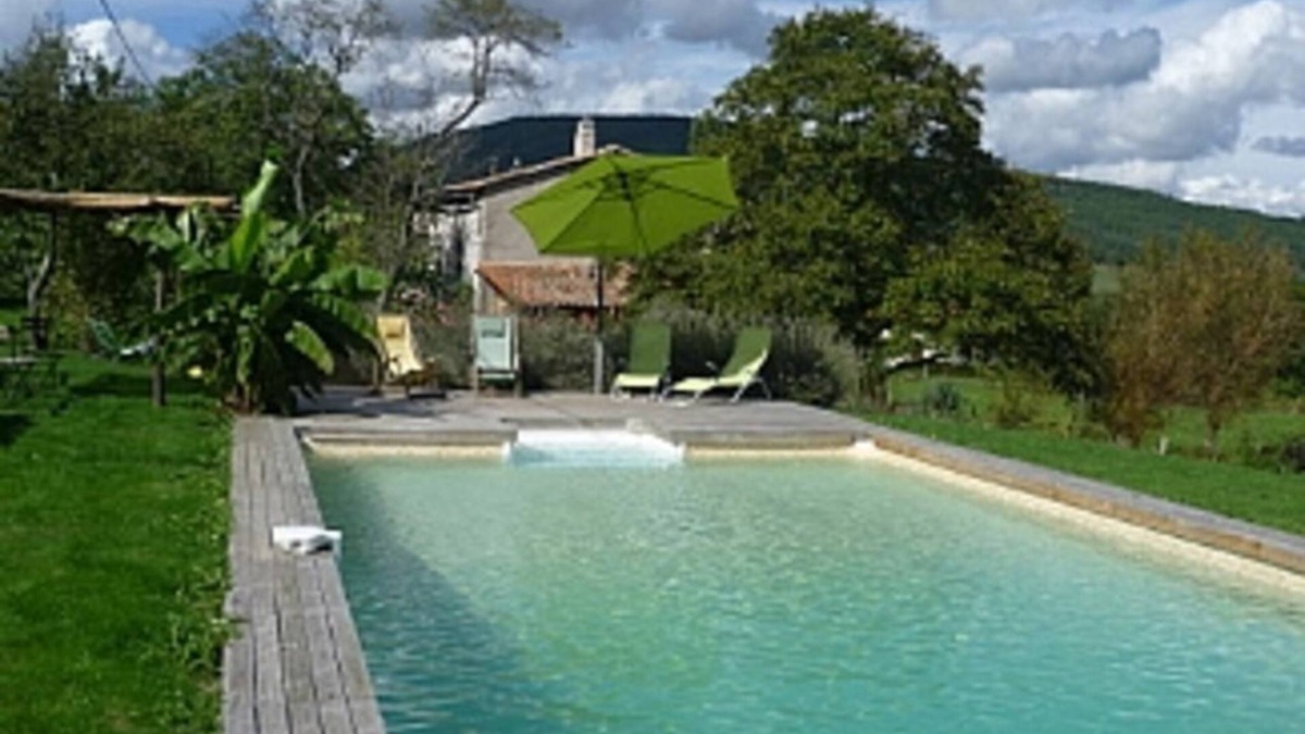 Rivel Cottage | Rural gite, own garden,on sunny Smallholding in quiet valley, with private pool