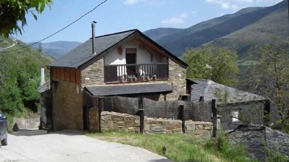 Odollo Cottage | Rural house (full rental) Carriles Romanos for 8 people