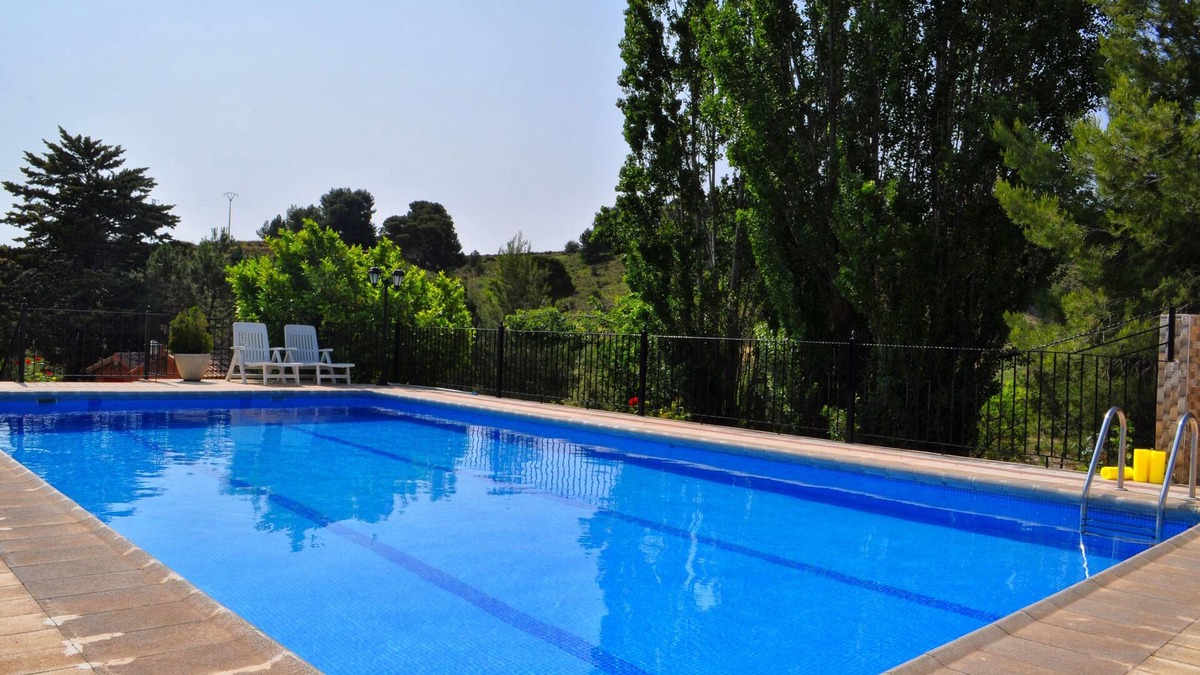 Mazuza House | Rural house El Salero I in Moratalla (Pool, soccer field and grass volleyball)