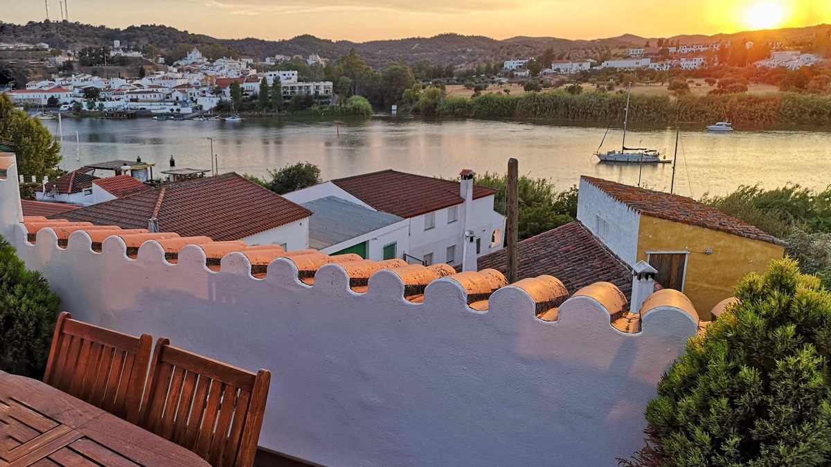 Sanlucar de Guadiana House | Rural house La Rabá. Terrace with incredible views
