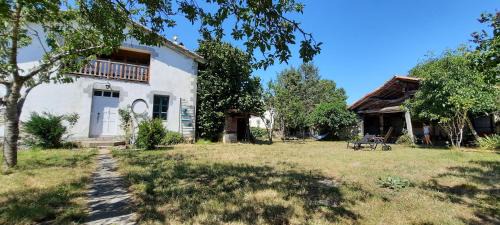 Lezana de Mena House | Rural house