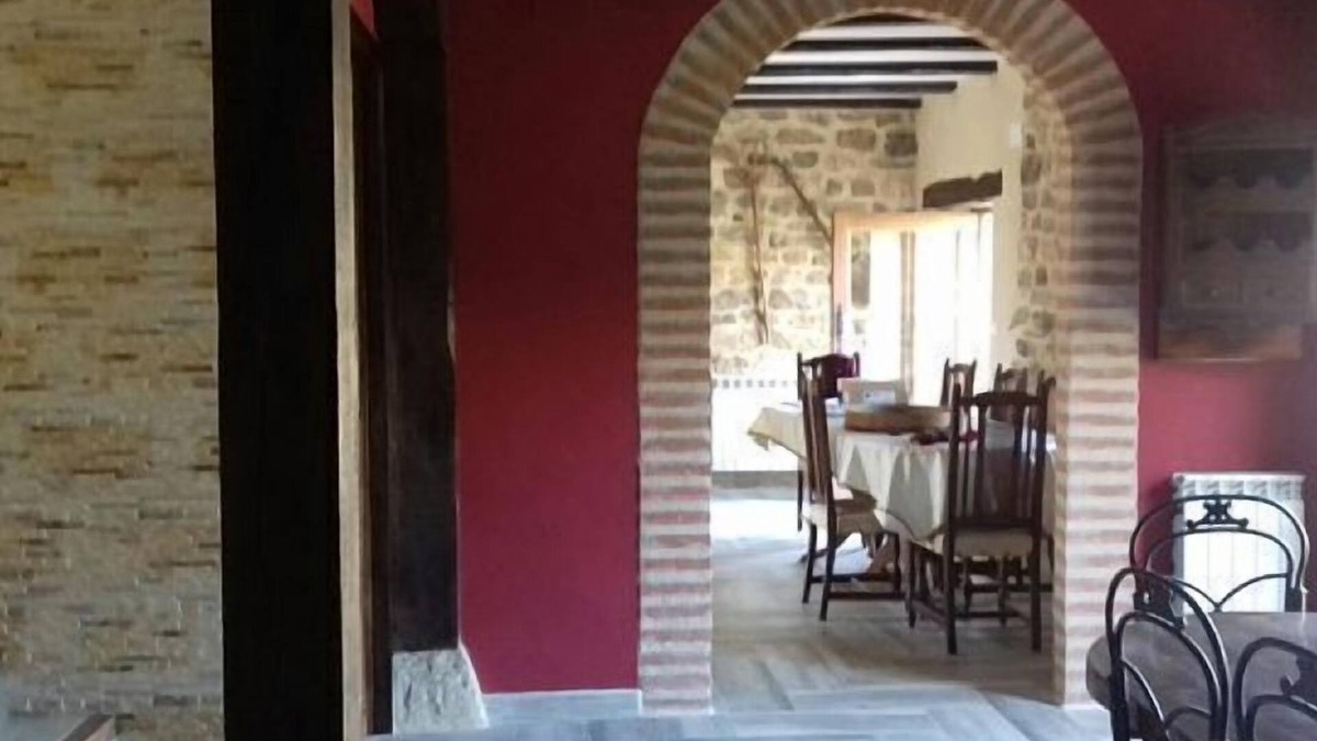 Alar del Rey Cottage | Rural house (full rental) El cinto for 10 people