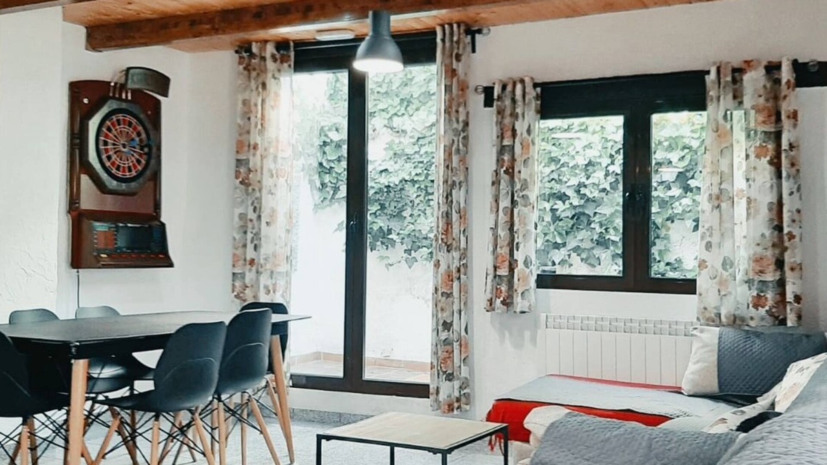 Casas de Ves Cottage | Rural house (full rental) Chasca y Barro for 13 people.