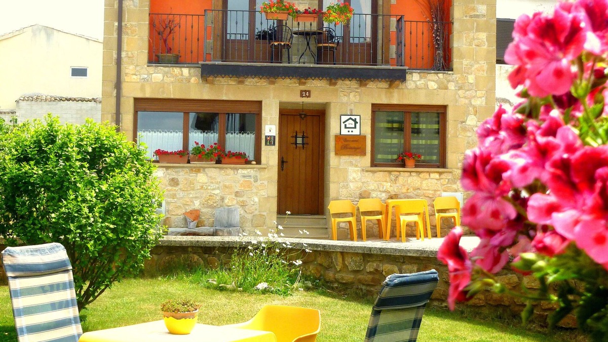 Galdeano Cottage | Rural house in Navarra with children and dogs for 8-10 people