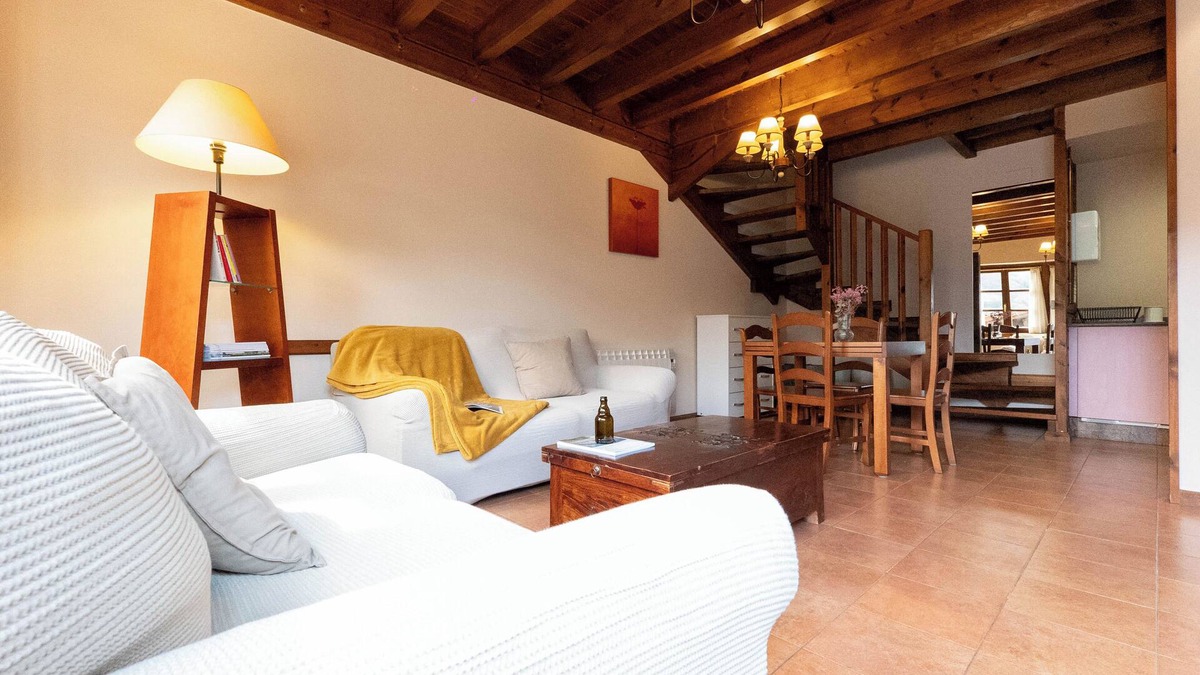 Pola de Lena Cottage | RURAL HOUSE WITH VIEWS OF THE GREEN ASTURIAN MOUNTAINS