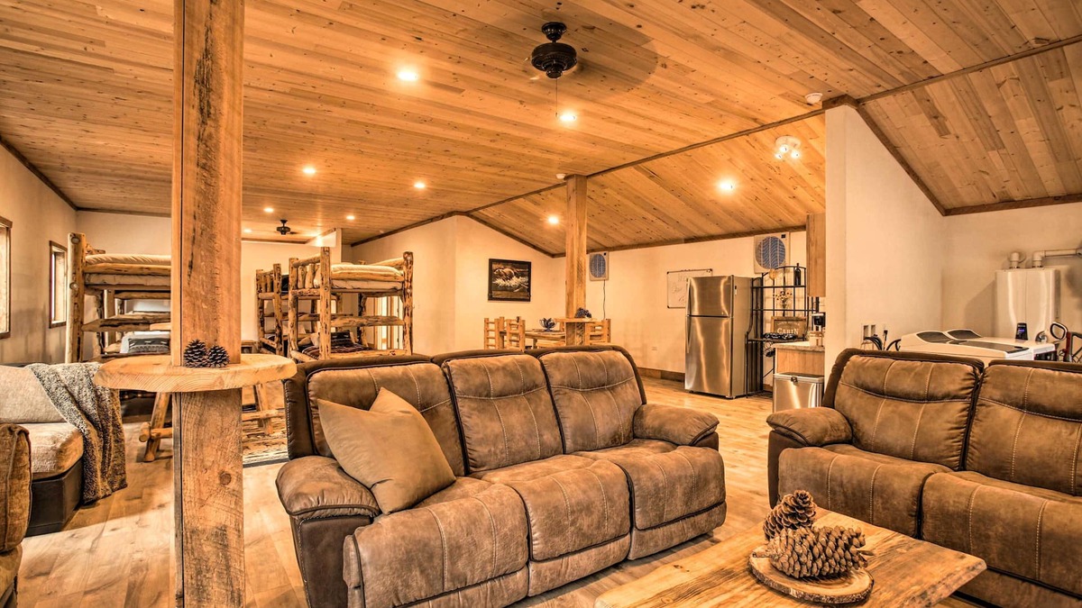 Kettle Falls House | Rural Kettle Falls Bunkhouse w/Airstrip & Trails!