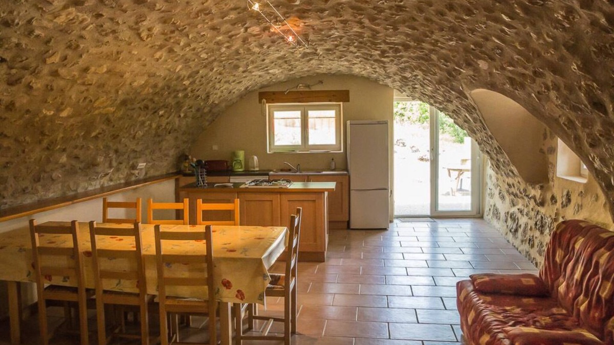 Cornillac House | Rural lodging, isolated, in the heart of our apricot orchards