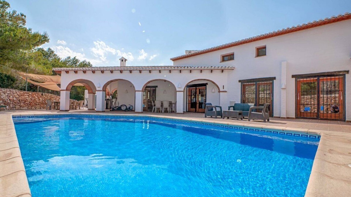 Benimeit Villa | Rural Moraira Villa, with own vineyard, 7 bedrooms, 10 min from the beach