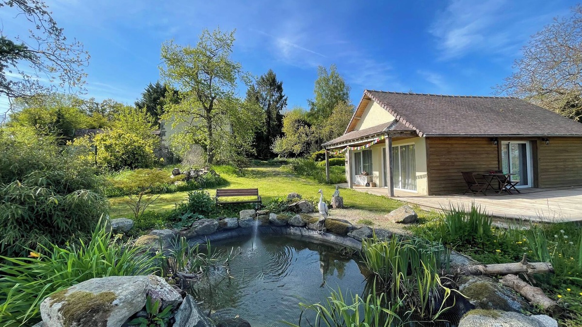 Feugeres House | Rural- PetFriendly- NearToNormandyCoast