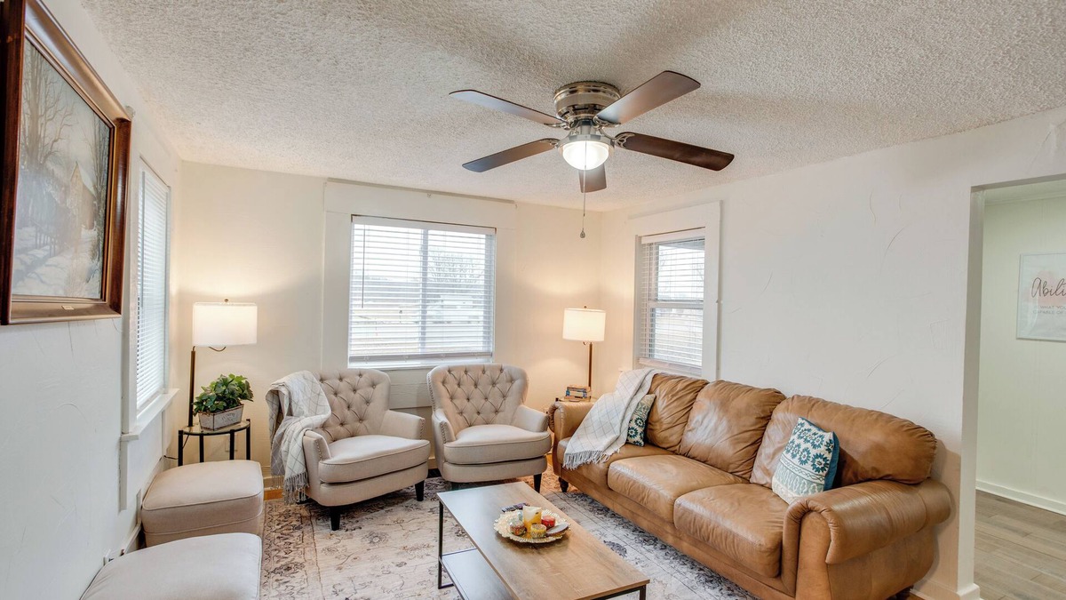 Bedford House | Rural Retreat Near Golf Courses in Ottawa Lake!