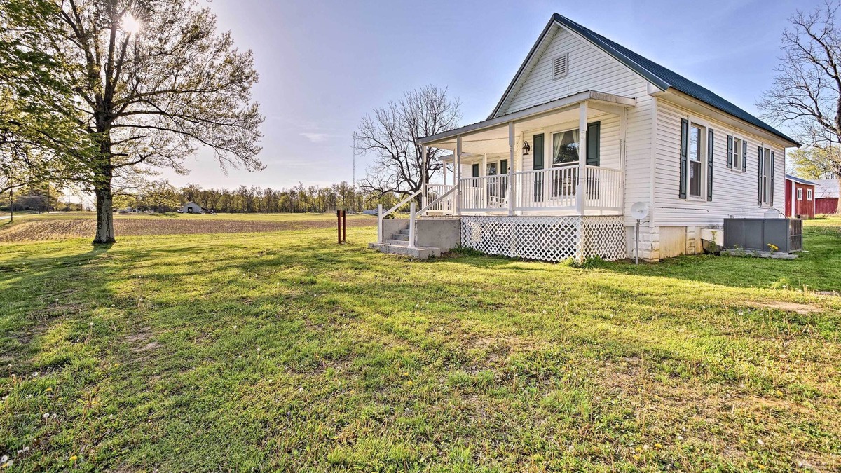 Metropolis House | 'Rush Farmhouse' - 5 Mi to Shawnee National Forest