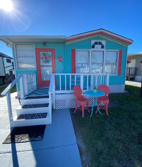 Southside Rural Community Resort | Ruskin FL Resort- 30 mins-90 mins away from FL Attractions, Facilities and close to the gulf coast beaches