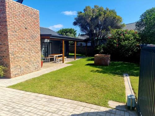 Still Bay House | Rusnet