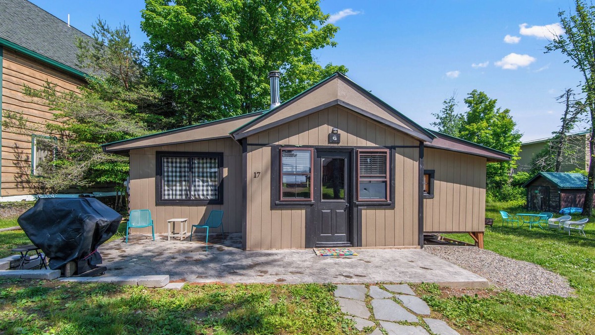 Rangeley Cabin | Russell Cove 17 | Adorable Shared Waterfront on Rangeley Lake!