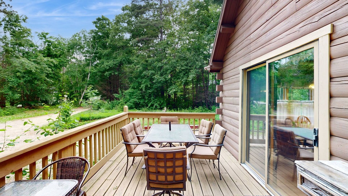 Bartlett Cabin | Rustic 2-story cabin near Saco River w/views & firepit