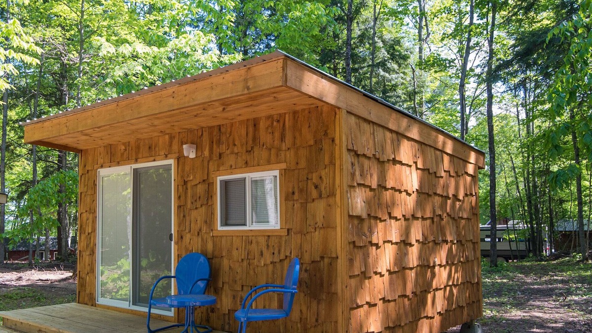 Au Train House | Rustic Bungalow located within a campground