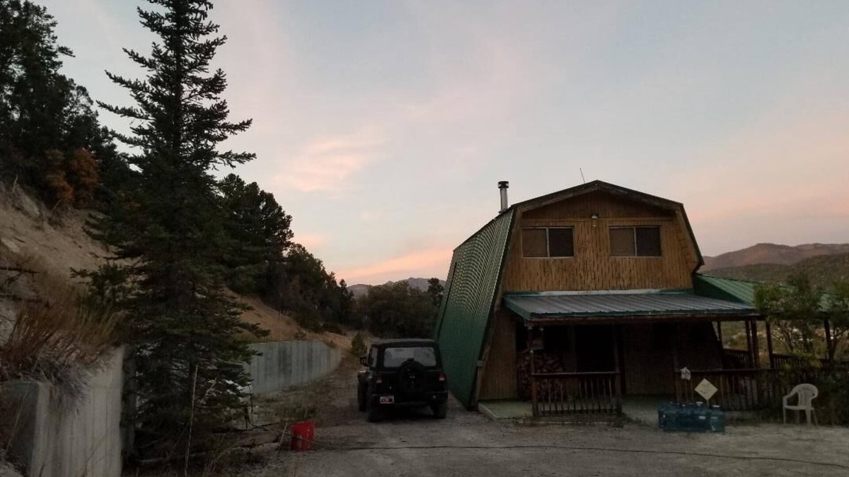 Fairview Cabin | Rustic Cabin Getaway