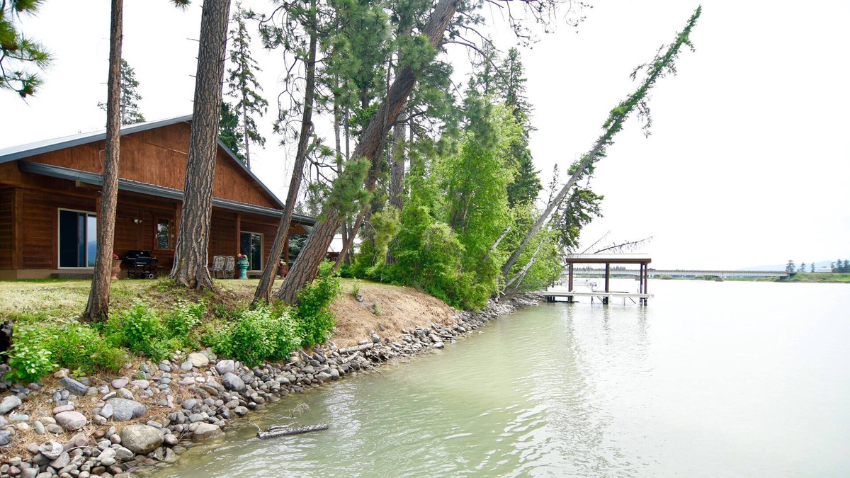 Bigfork Cabin | Rustic Cabin on the River to Get-A-Way from it All!