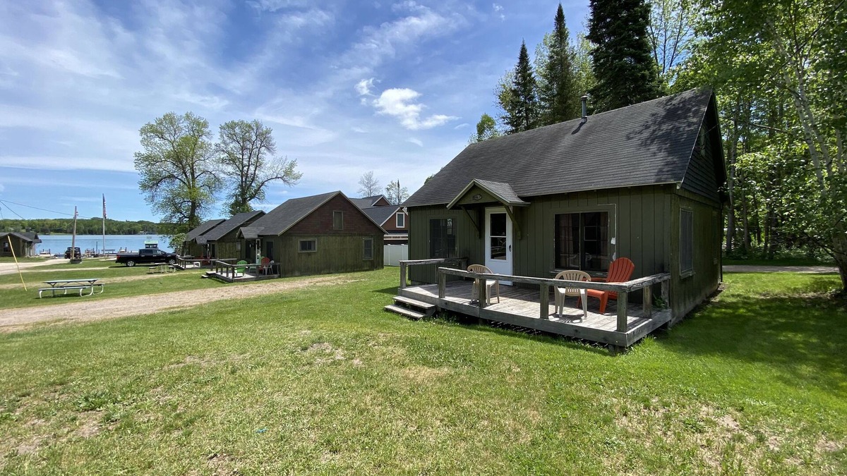 Barbeau Cabin | Rustic cabin on the St. Mary's River