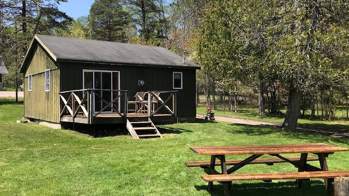 Barbeau Cabin | Rustic cabin on the St. Mary's River