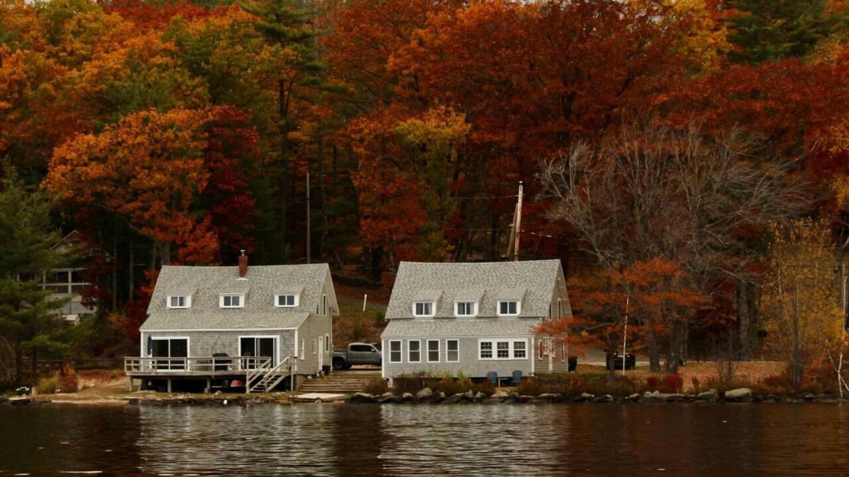 Antrim House | Rustic cabin with a million dollar view