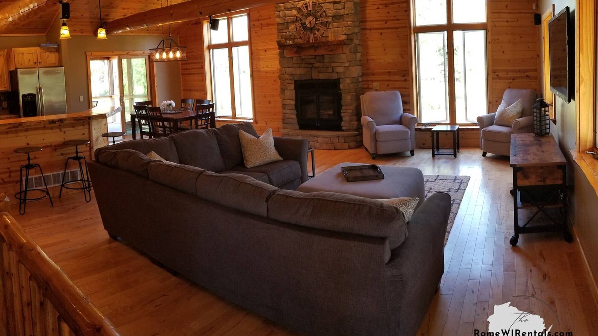 Nekoosa House | Rustic Chic Vacation Home Steps to Lake Camelot & Minutes to Sand Valley Golf!