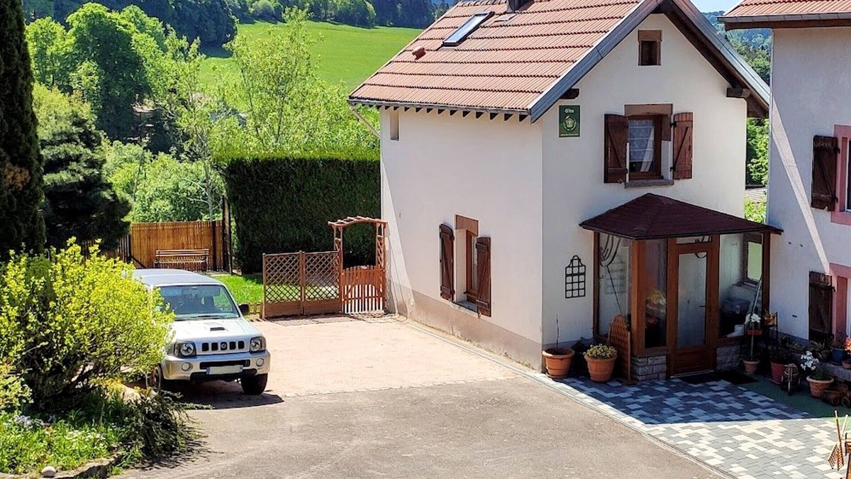 Laveline-du-Houx Cottage | Rustic cottage in Laveline-du-Houx, near forest