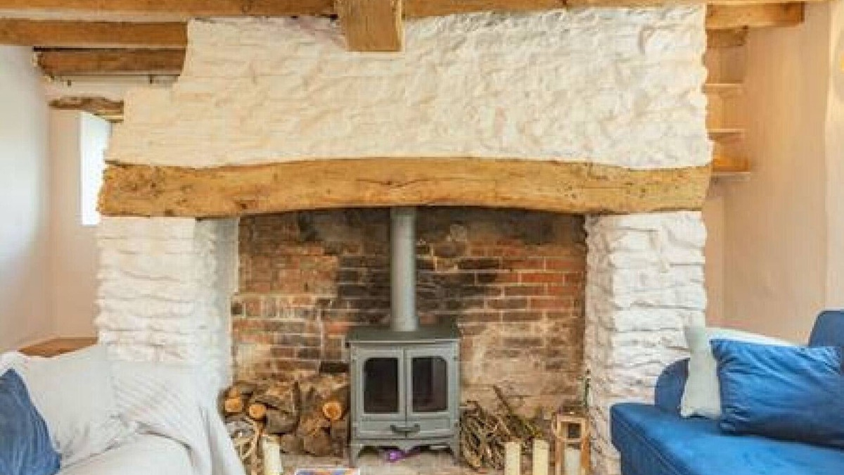 Stadhampton Cottage | Rustic Cottage nr Le Manoir A'QuatSaisons