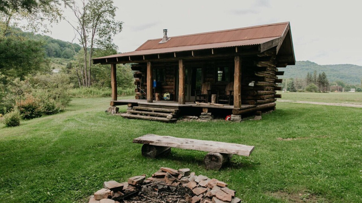 Shinglehouse Cabin | Rustic Creekside Cabin