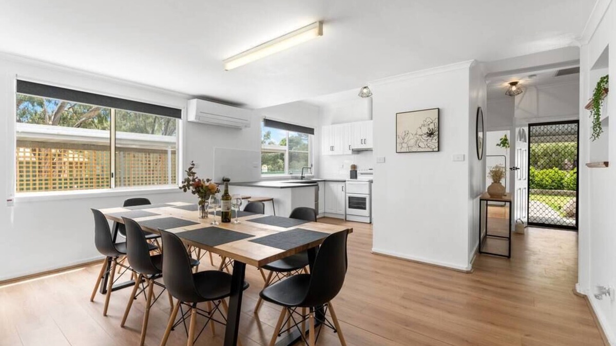 Clare House | Rustic Elegance: 3BR Cottage at Clare