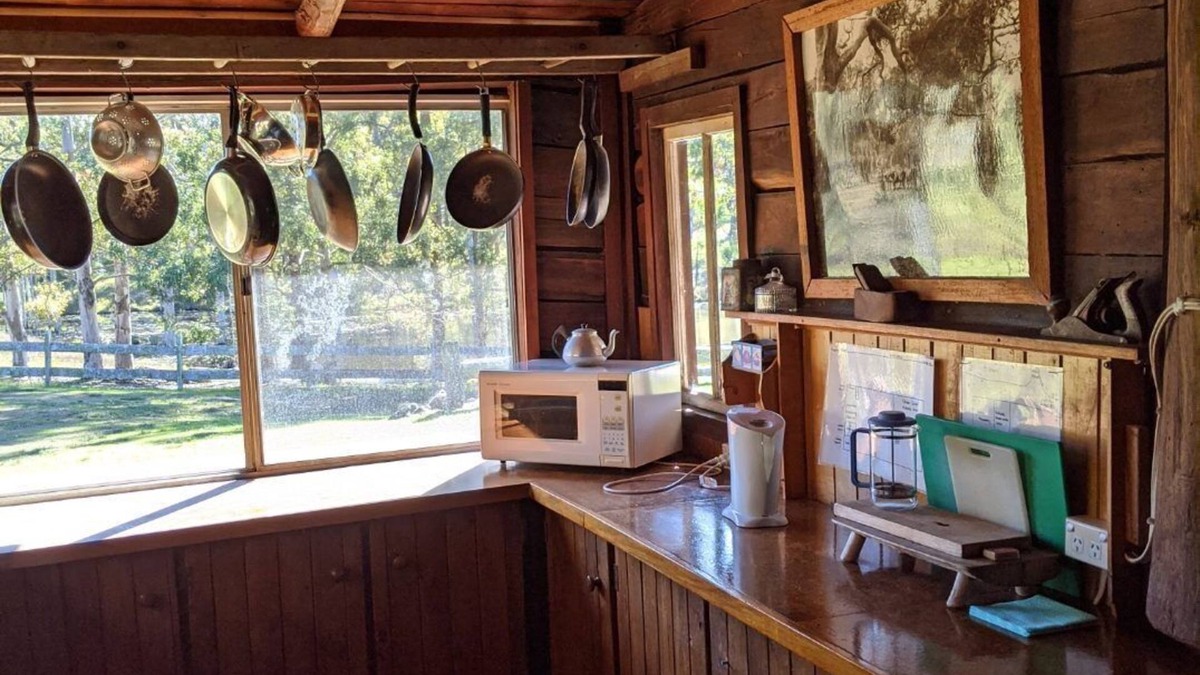 Limeburners Creek Other | Rustic farmhouse overlooking beautiful dam with large inside and outside spaces