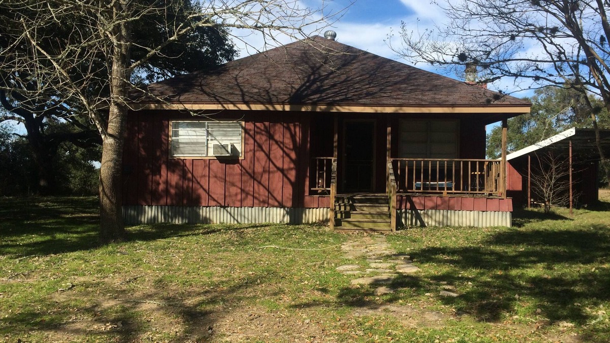 Brenham House | Rustic Farmhouse near Brenham/College Station