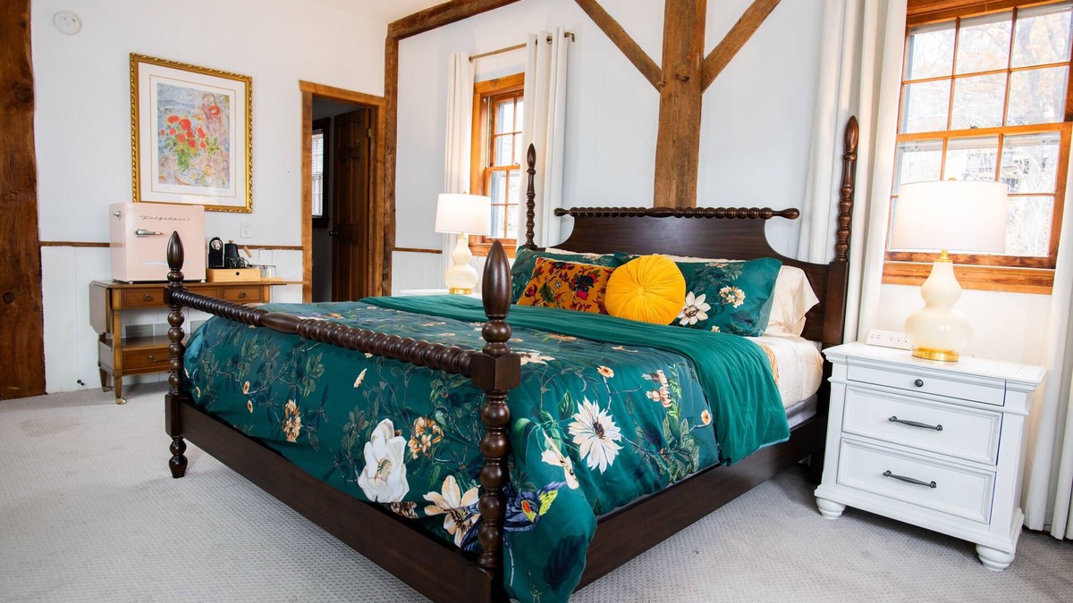 Steeles Tavern Bed & Breakfast | Rustic Grist Mill turned Inn - Blue Ridge Parkway