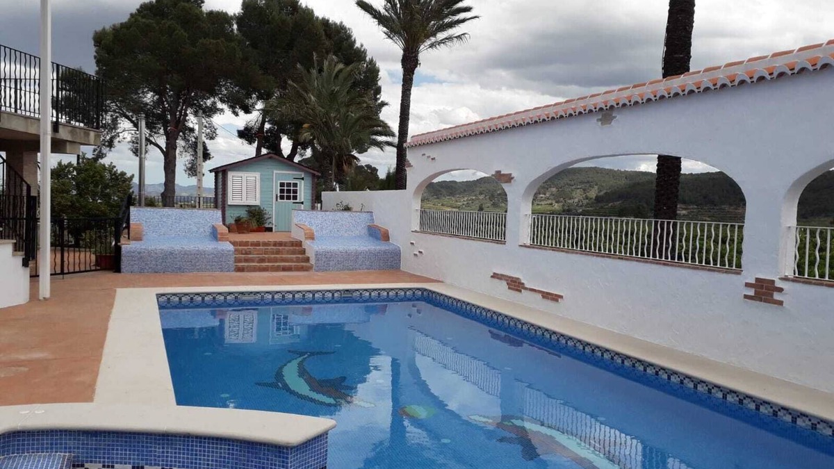 Sellent House | RUSTIC GUEST COTTAGE (NEXT TO XATIVA)