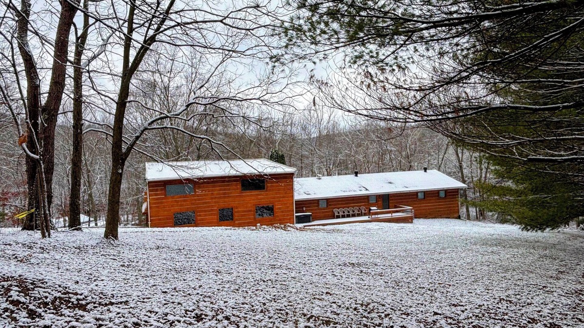 Logan Cottage | Rustic Hocking Hills Lodge with Hot Tub, Fire Pit, & Scenic Winter Views!
