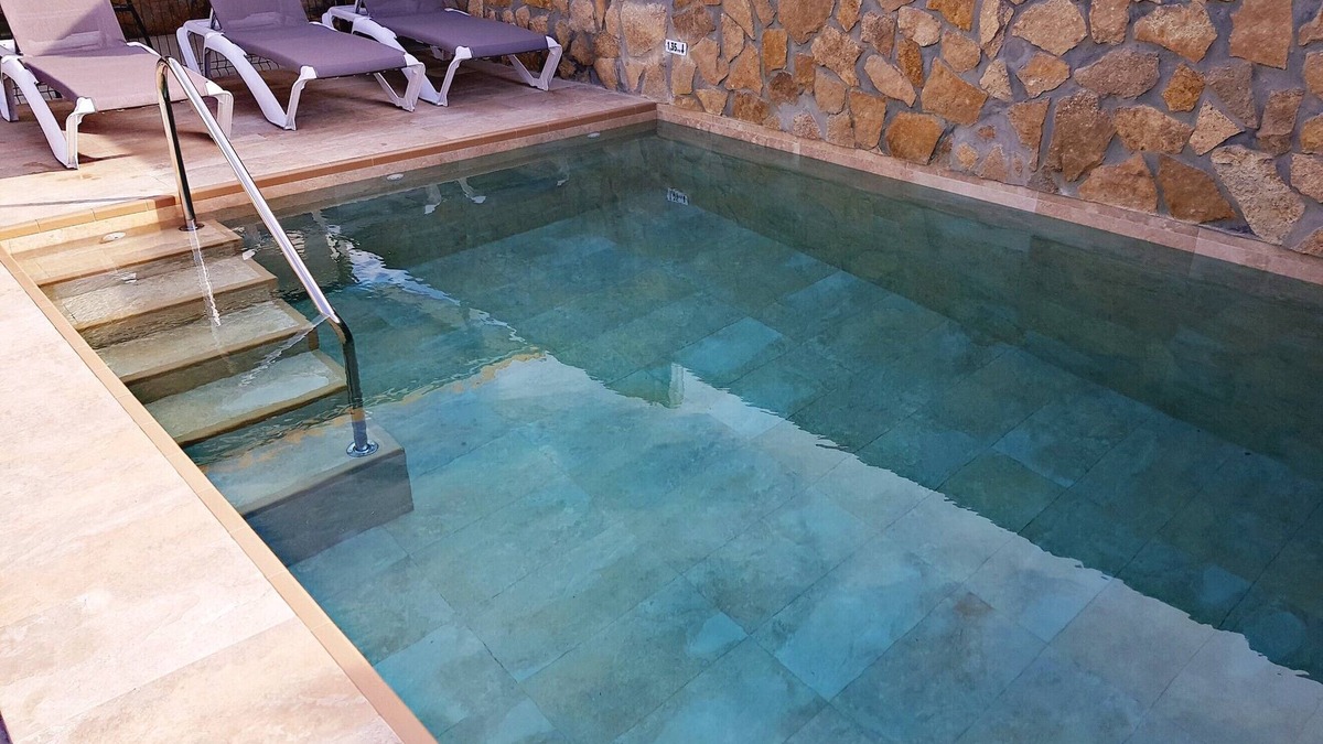 Conil de la Frontera Cottage | Rustic house with pool