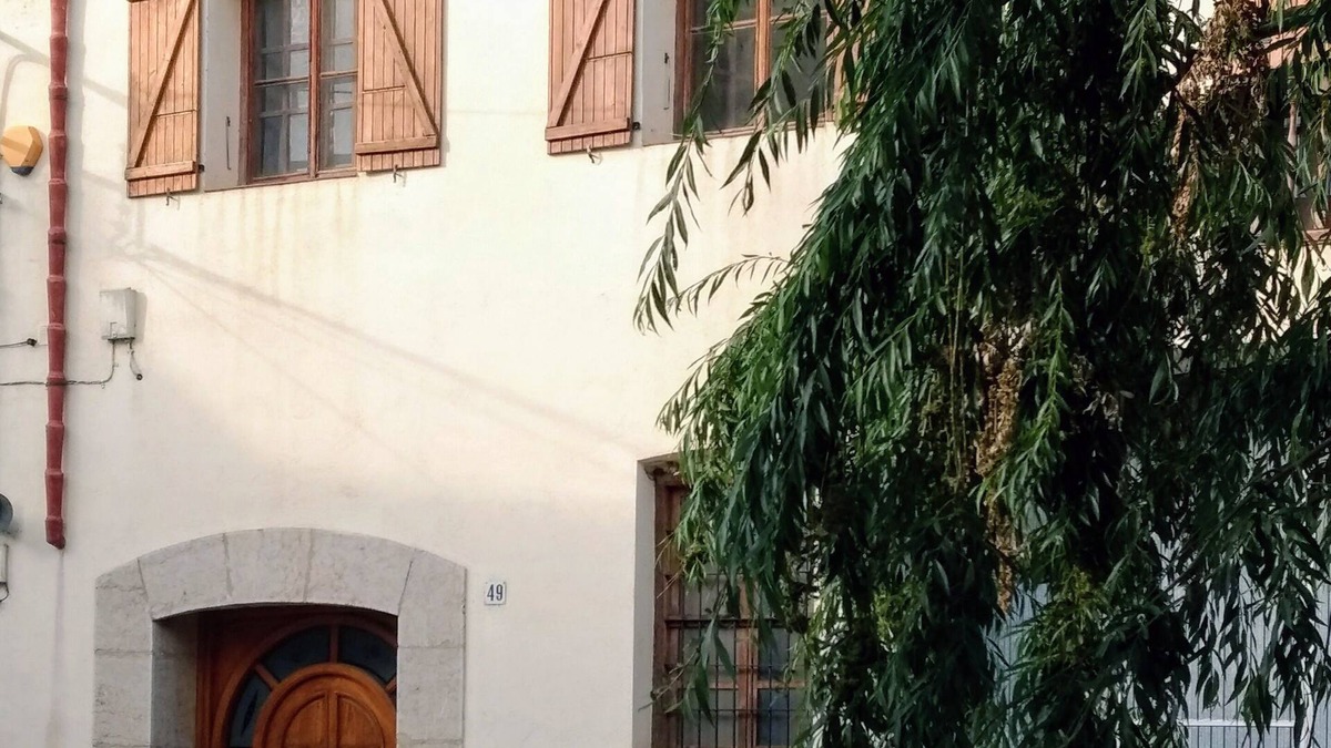 Xerta House | Rustic housing with stunning views to enjoy in family.