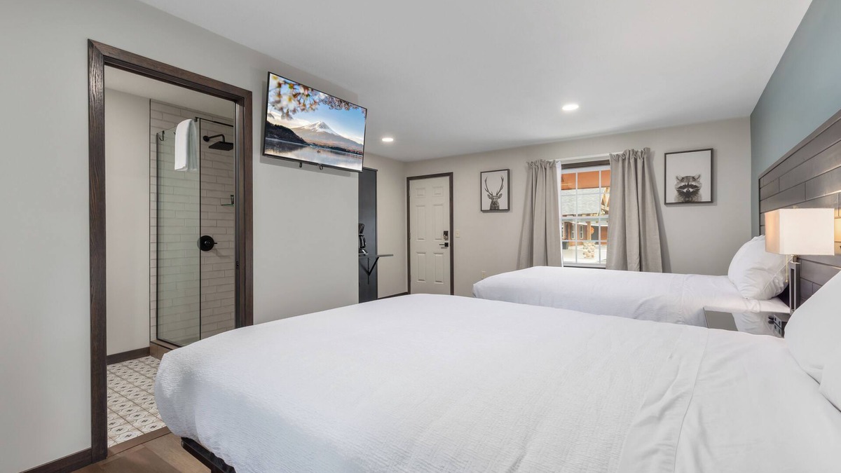 Aitkin Hotel | Rustic Lodge | Riverside | WiFi | Pets OK!