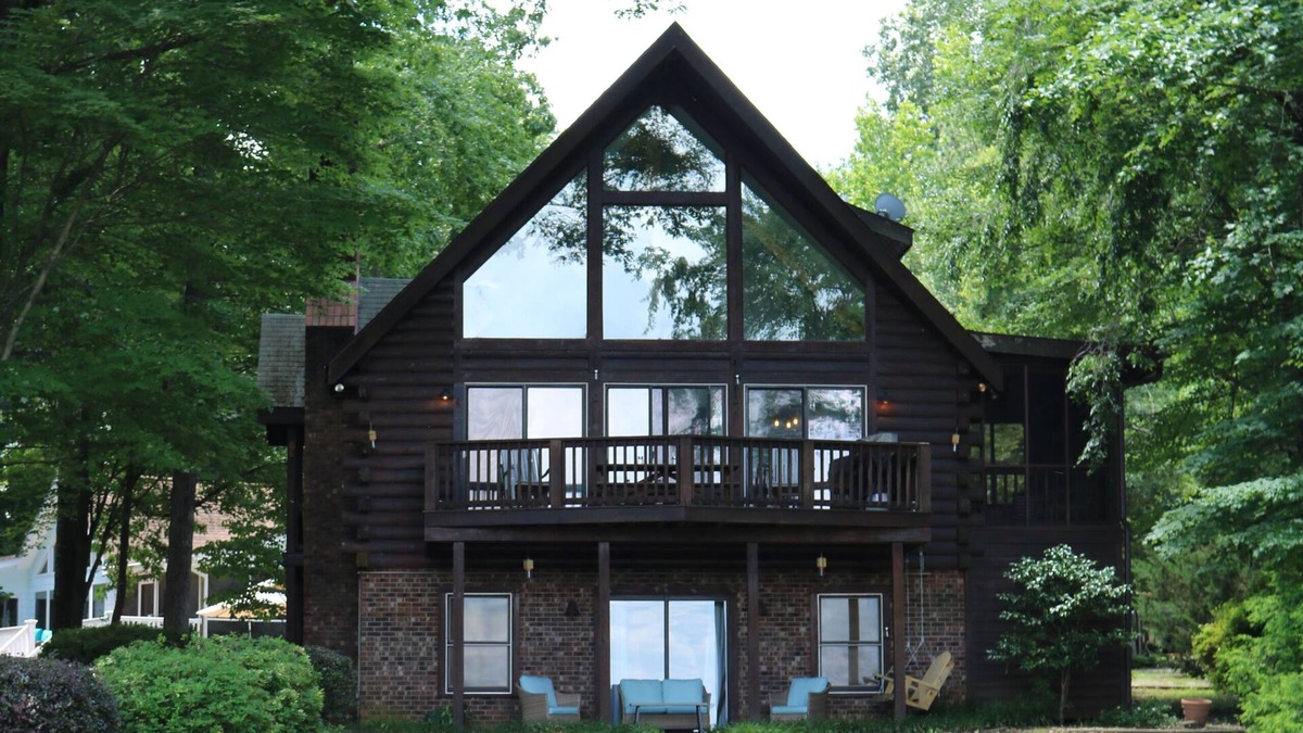 Timber Creek Cabin | Rustic Log Cabin with amazing view of Lake Gaston!