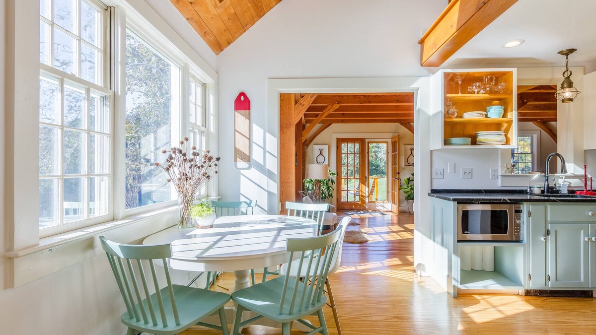 Ipswich Other | Rustic Luxe FarmHouse a Few Miles To Crane Beach: deck &jacuzzi overlooking pond