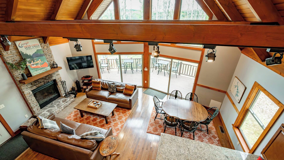 Thayerville Cabin | Rustic Luxury w/Pool Table, Dock & Views