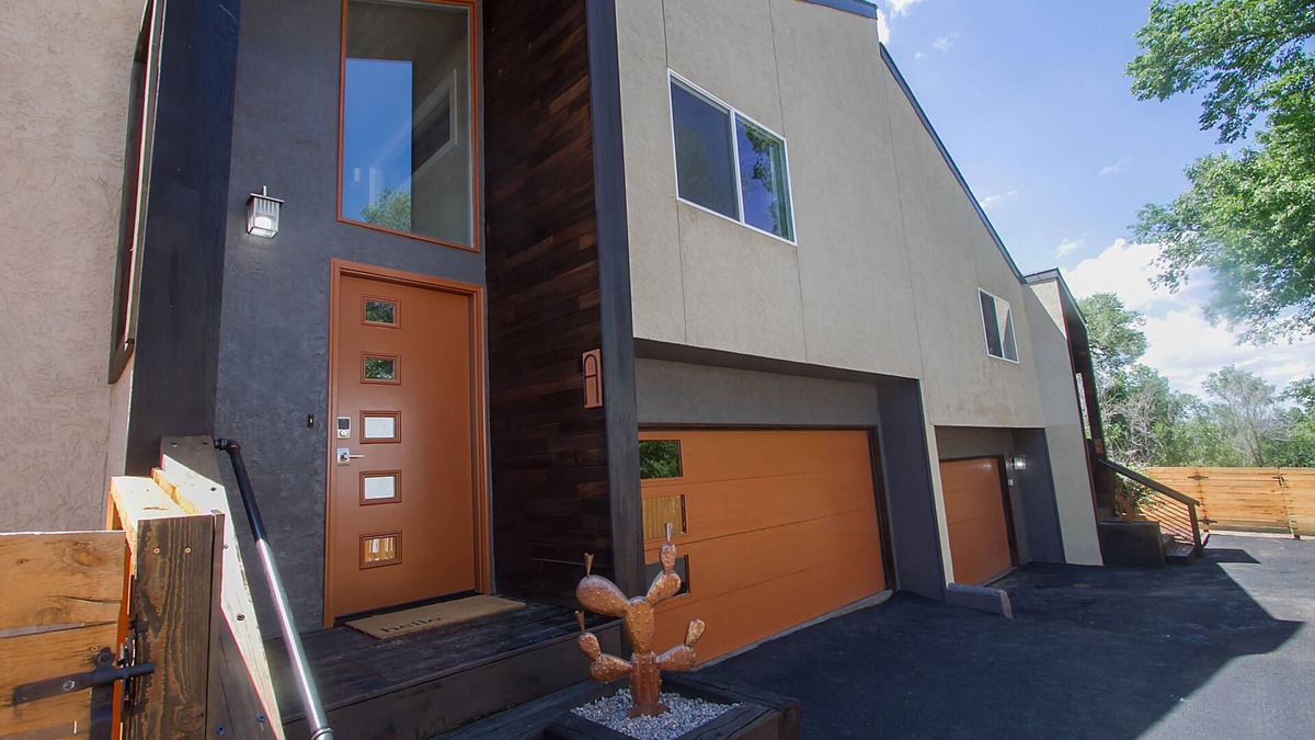Colorado Springs House | Rustic-Modern Townhome B in Ivy Wild/Downtown