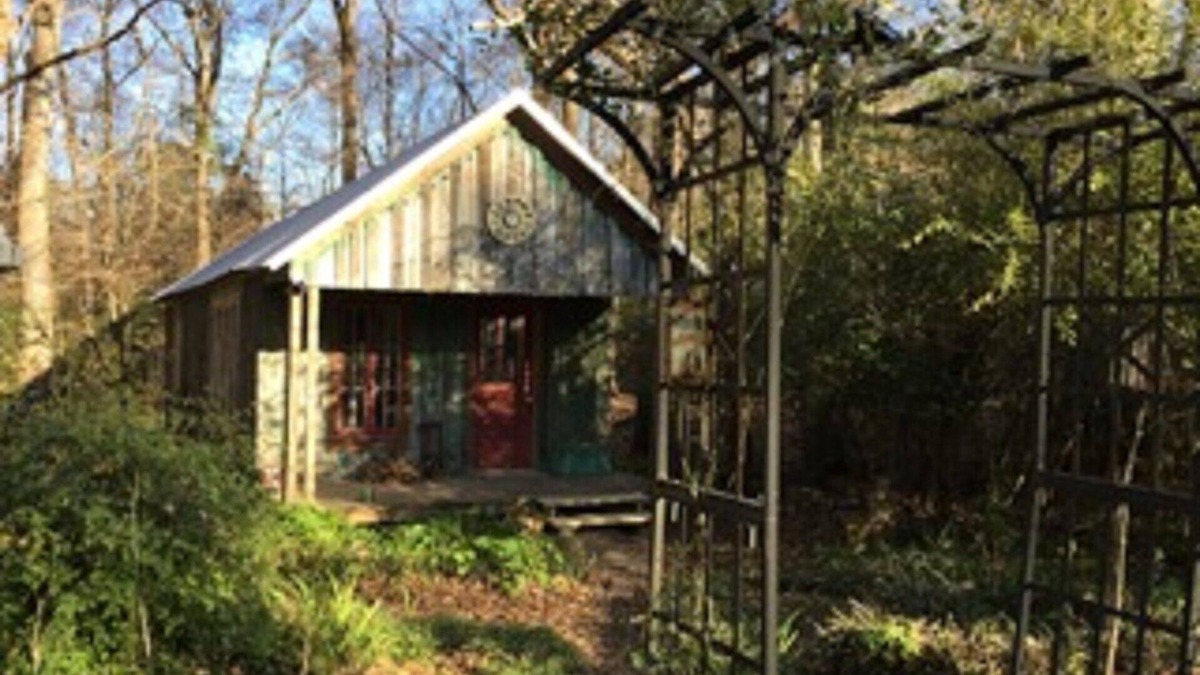 St. Francisville Cabin | Rustic/Modern Artist CABIN in the WOODS