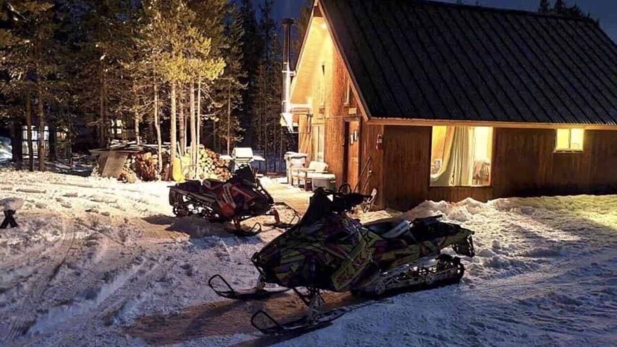 Gilchrist Cabin | Rustic Remote Adventure Cabin