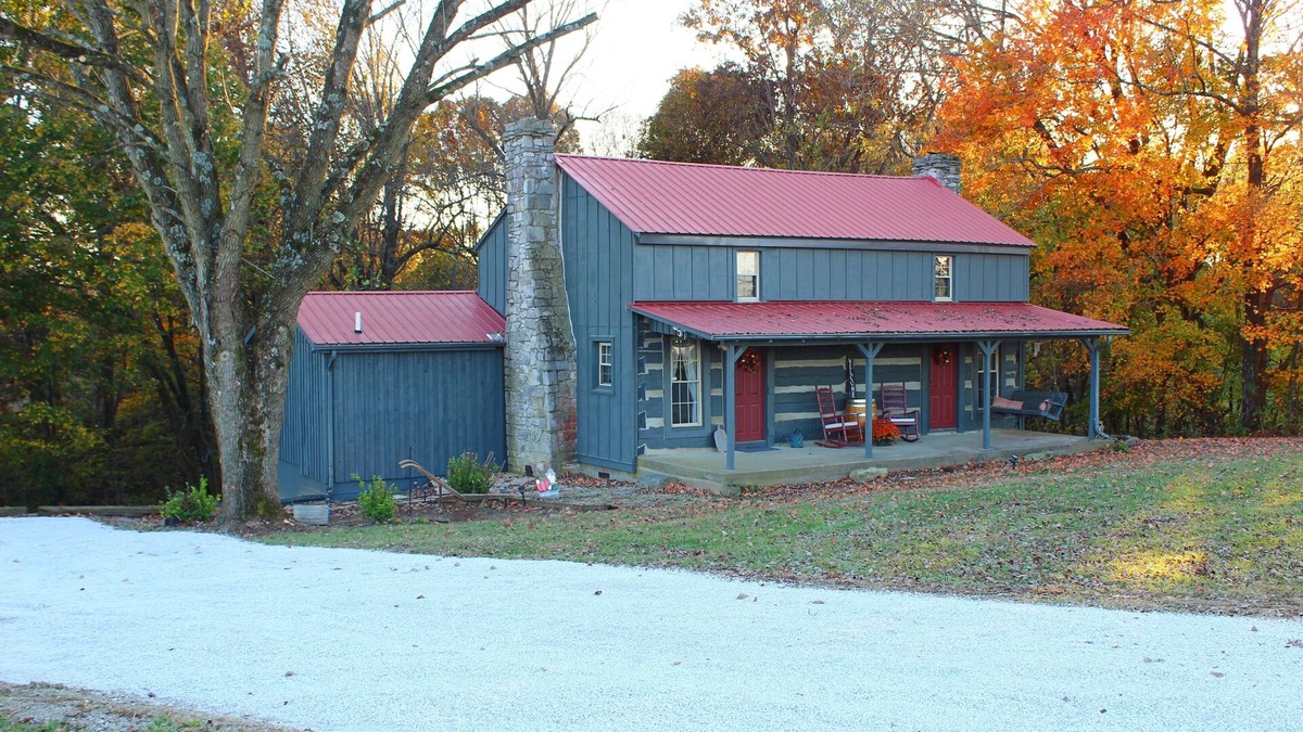Lucas Cabin | Rustic Retreat, a pre Civil War log cabin.