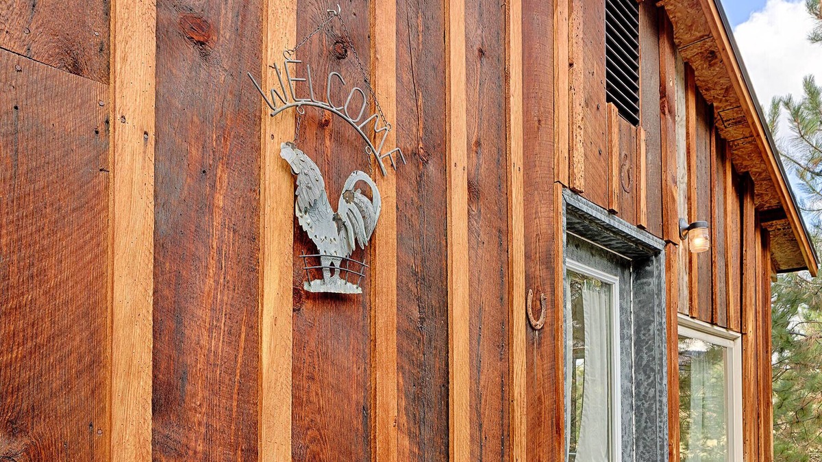 Oroville Cabin | Rustic Retreat in Eden Valley Ranch (accessible)