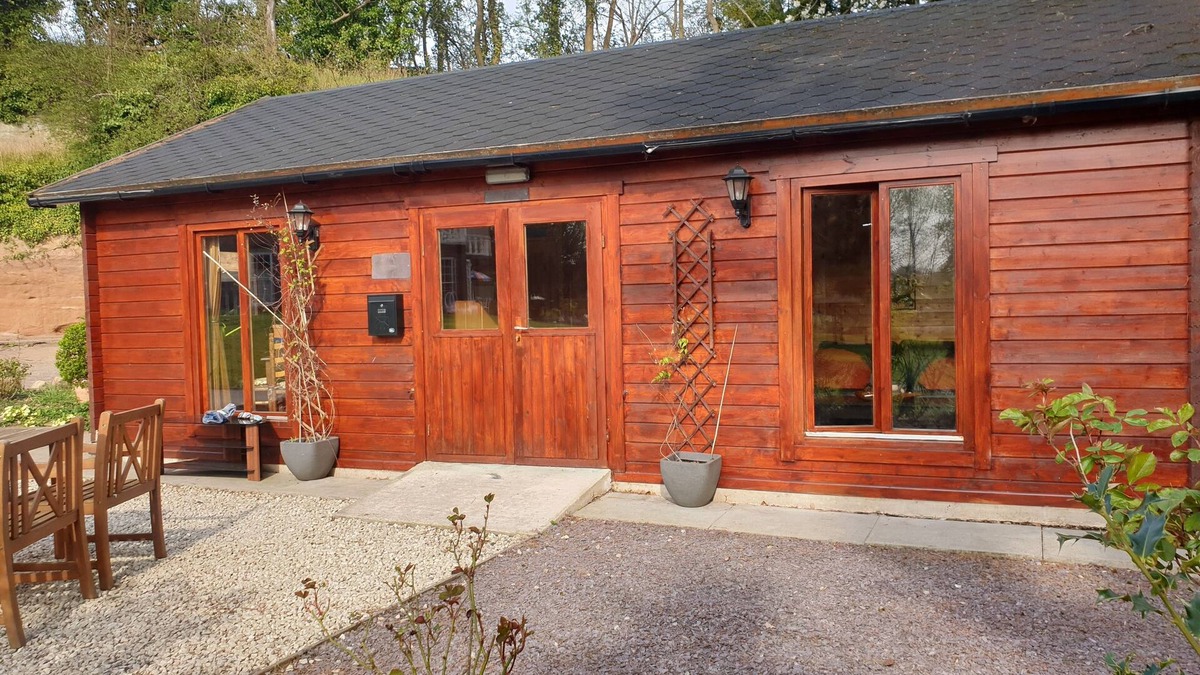 Retford House | Rustic Retreat in Retford
