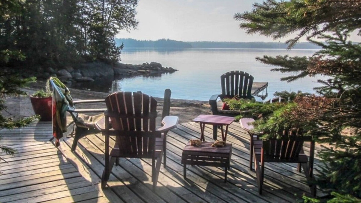 Catchacoma Cottage | Rustic Retreat on Mississagua Lake in Beautiful Trent Lakes